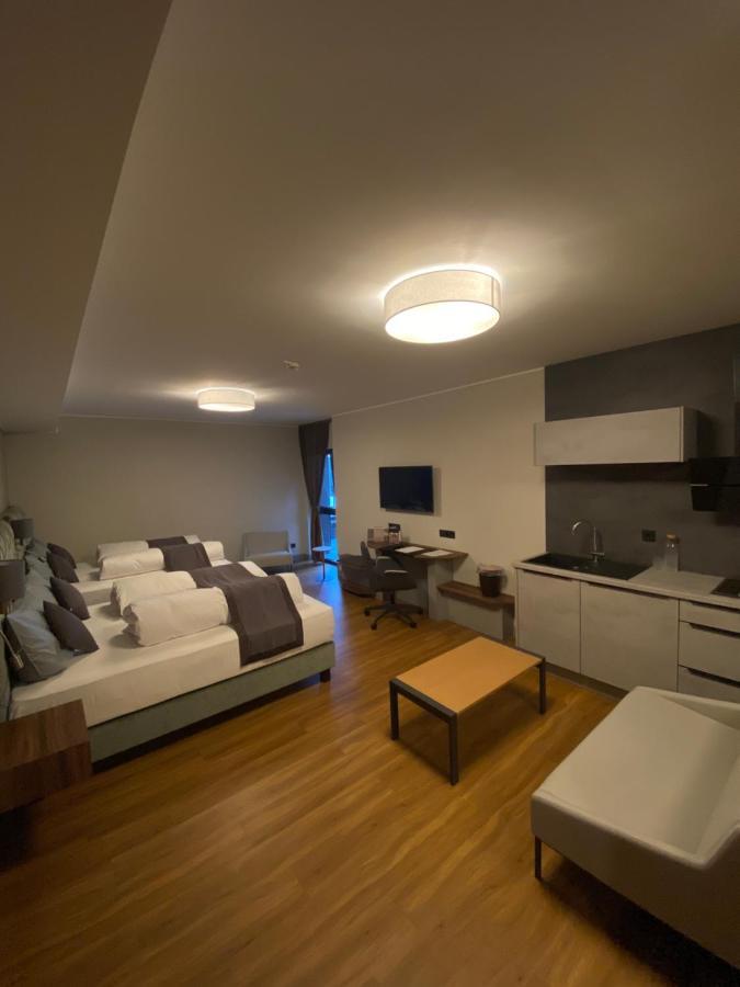 Intergroup Business & Design Hotel Ingolstadt Kosching Extérieur photo