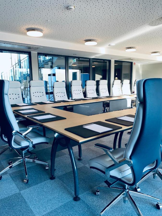Intergroup Business & Design Hotel Ingolstadt Kosching Extérieur photo